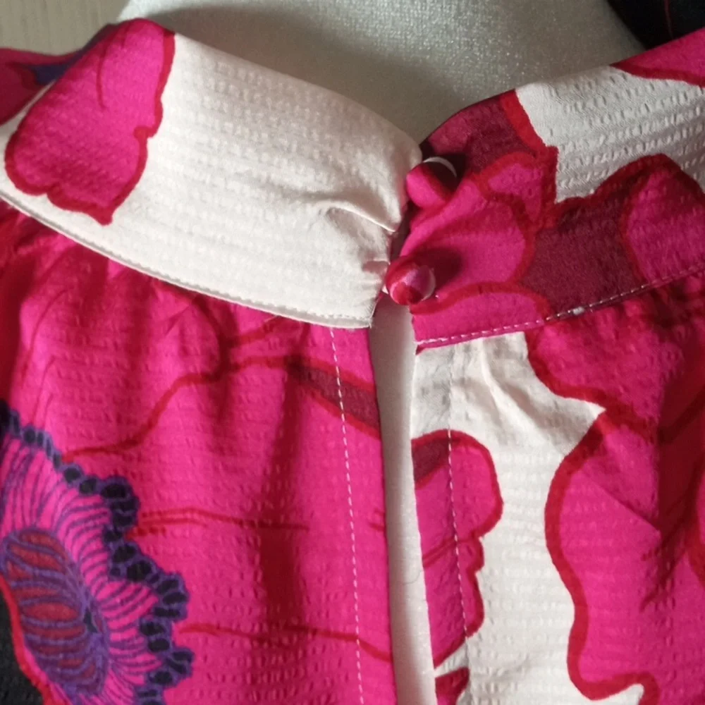 Talbots Pink and Red Floral Blouse Summer, Reunion, Vacation - Picture 7 of 8